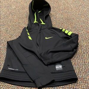 Gently used Nike thermal fit full zip